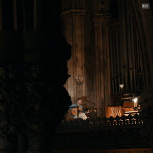 丝袜高跟鞋钛金毛片1区2区
